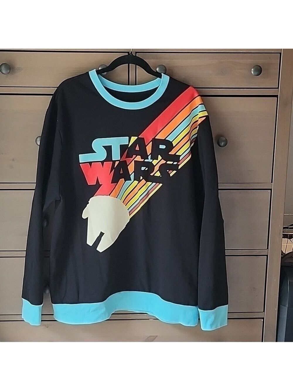 DISNEY STAR WARS MILLENNIUM FALCON SWEATSHIRT SIZE XL